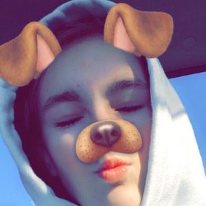 Meet your Posher, Mackenzie